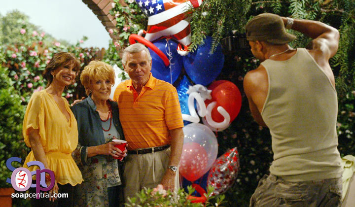 Gloria throws an Abbott Fourth of July bash